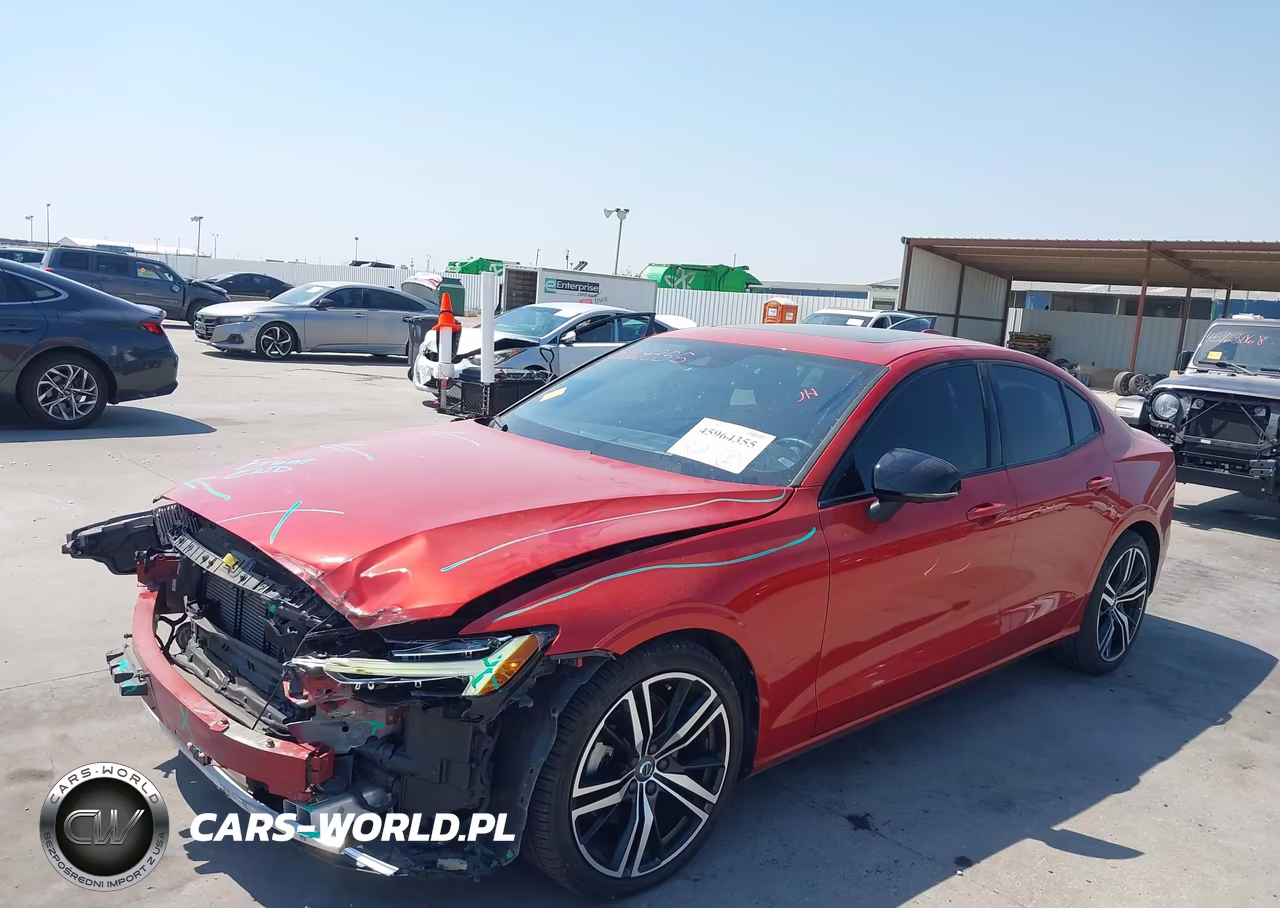 2022 Volvo S60 B5 R-Design VIN:7JRL12FM0NG160234 - 2