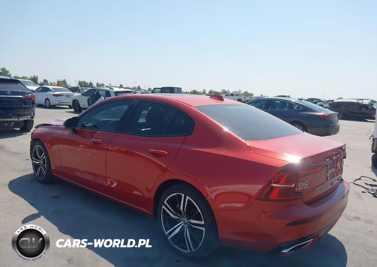 2022 Volvo S60 B5 R-Design VIN:7JRL12FM0NG160234 - 3