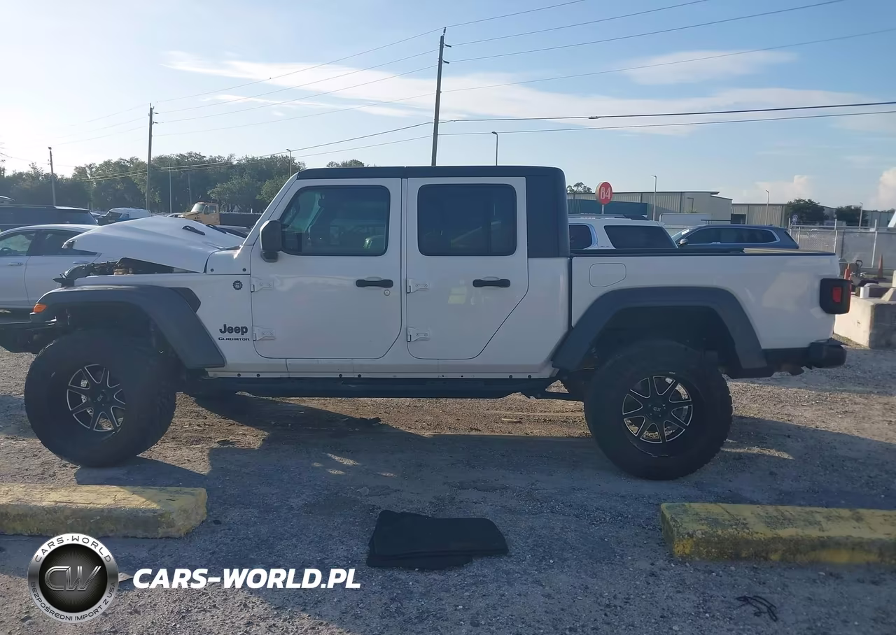 2020 Jeep Gladiator Sport S 4X4 VIN:1C6JJTAG2LL175567 - 13