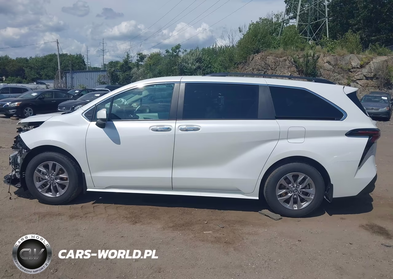 2025 Toyota Sienna Xle VIN:5TDJSKFC3SS186015 - 15