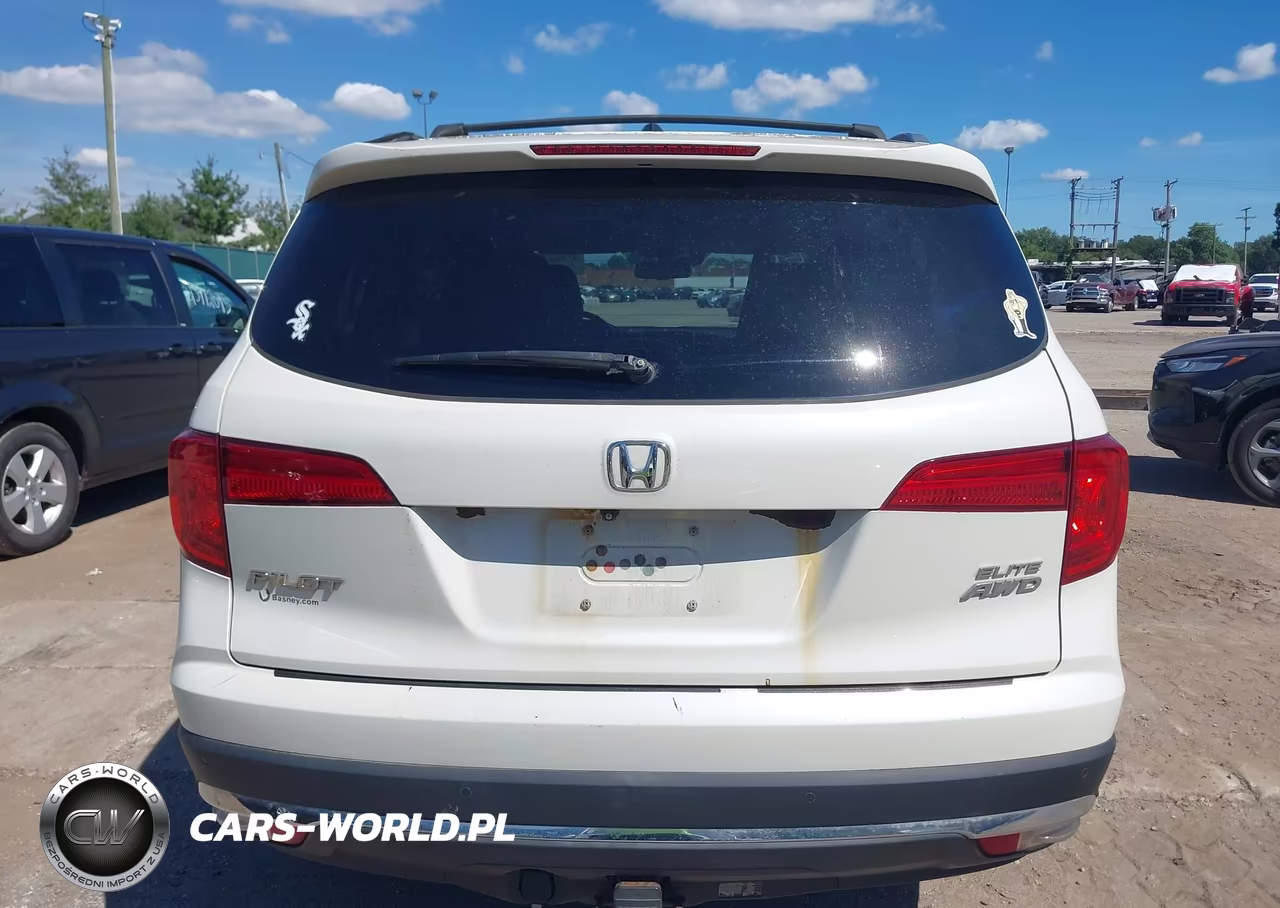 2016 Honda Pilot Elite VIN:5FNYF6H01GB014980 - 16