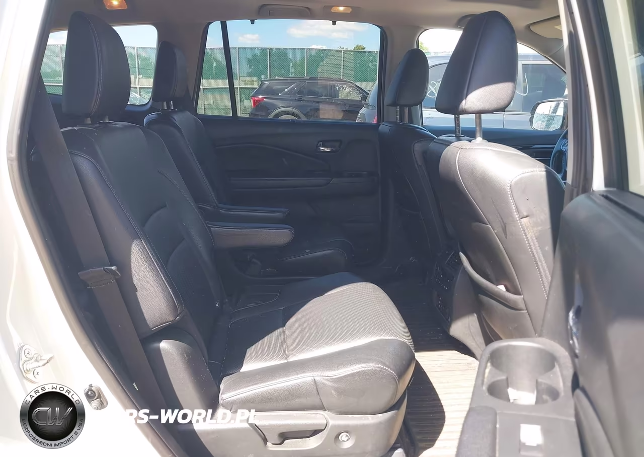 2016 Honda Pilot Elite VIN:5FNYF6H01GB014980 - 8