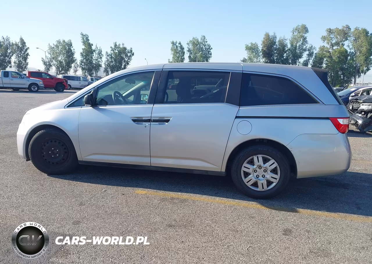 2011 Honda Odyssey Lx VIN:5FNRL5H22BB054972 - 14