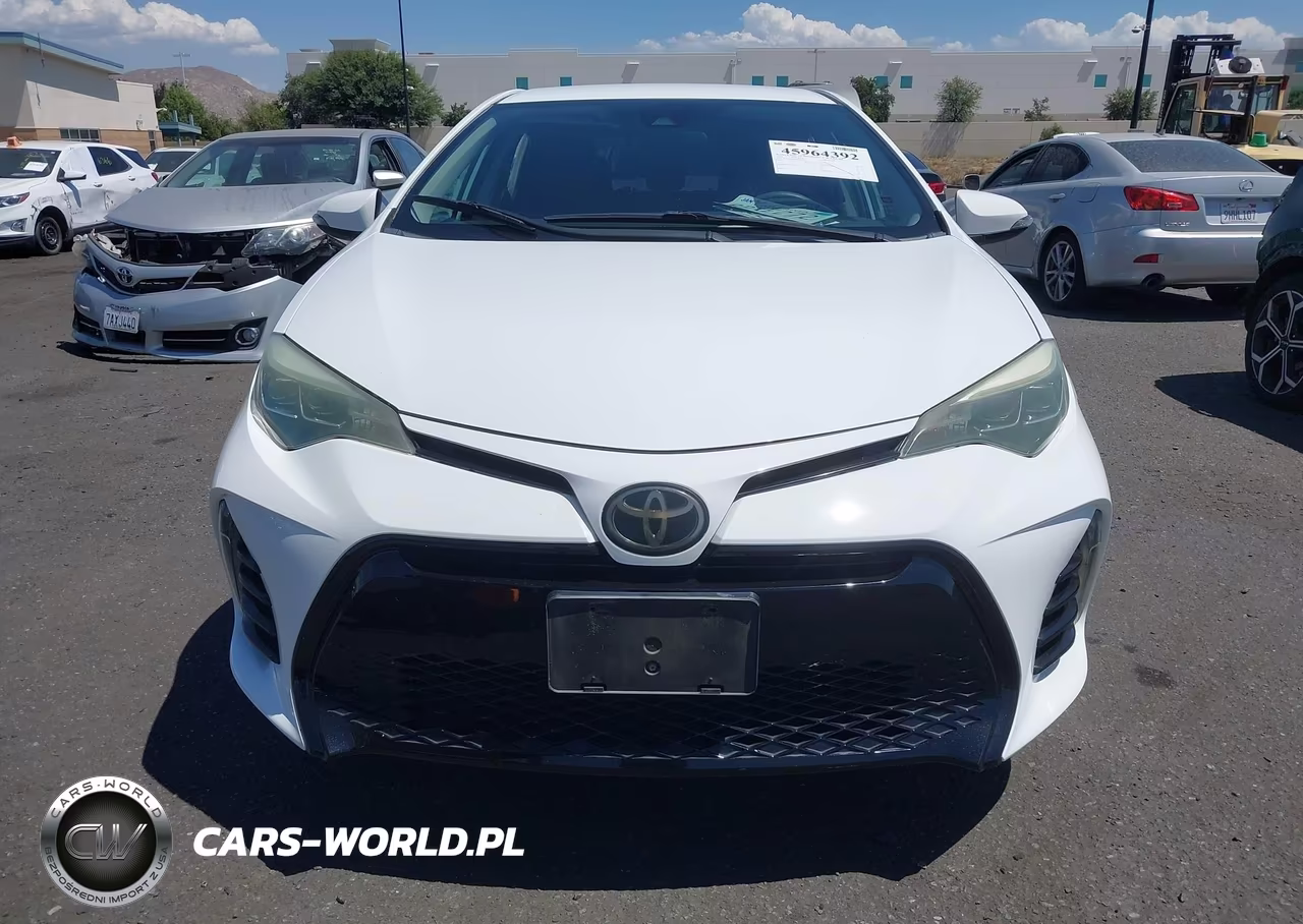 2018 Toyota Corolla Se VIN:5YFBURHE9JP785952 - 13