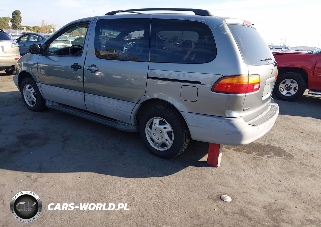 2000 Toyota Sienna Le VIN:4T3ZF13C5YU189334 - 3
