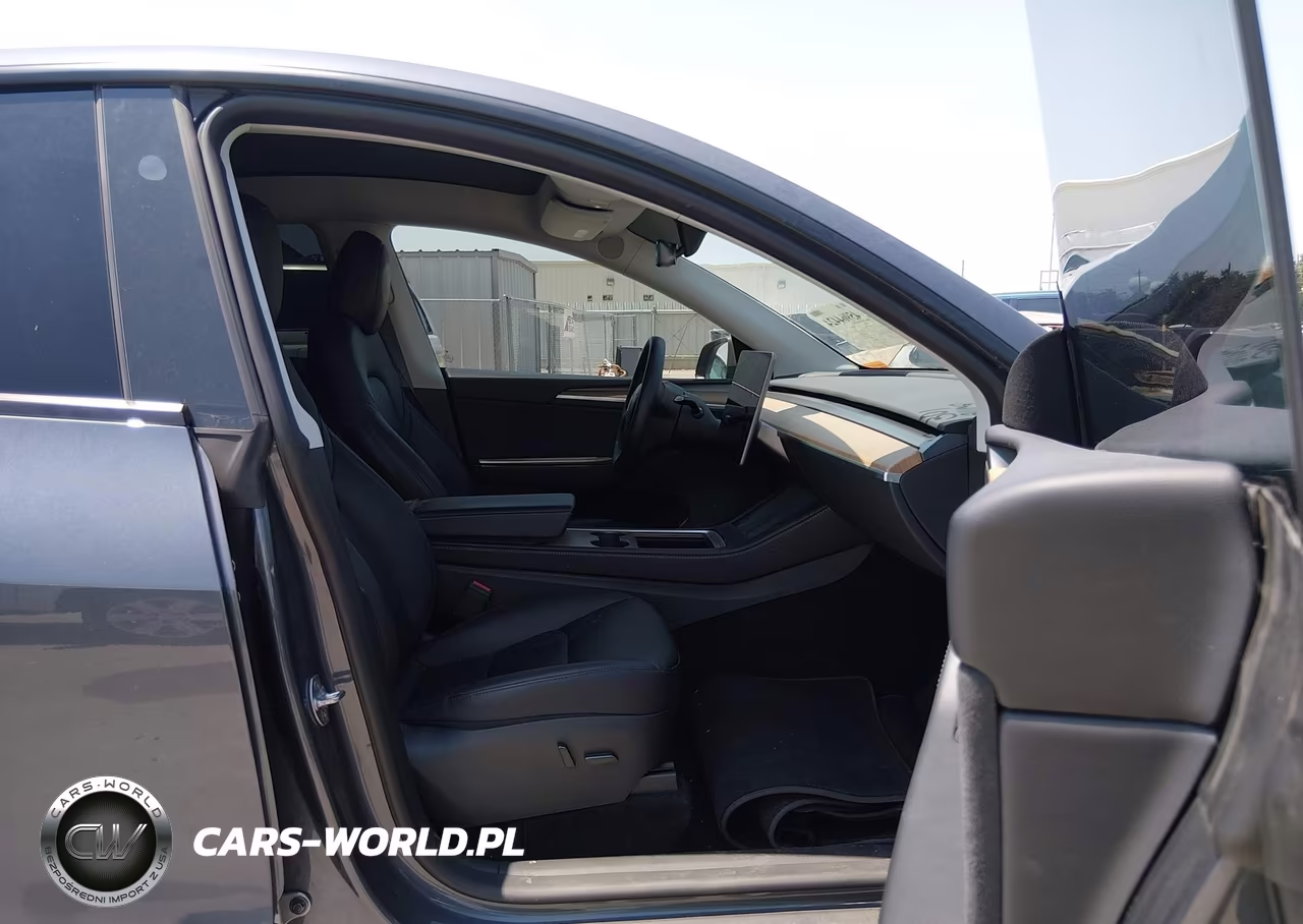 2023 Tesla Model Y Awd-Long Range Dual Motor All-Wheel Drive VIN:7SAYGDEE8PA211842 - 5