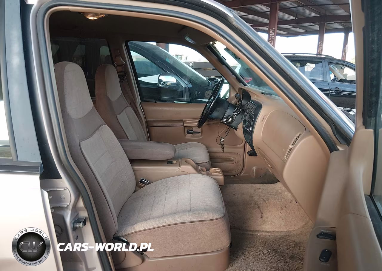 1995 Ford Explorer VIN:1FMDU34X9SZB26530 - 5