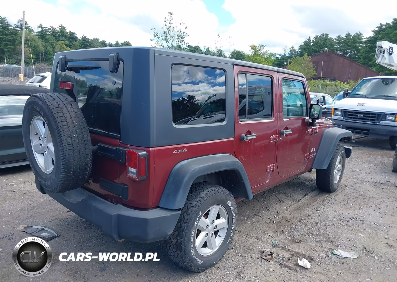 2008 Jeep Wrangler Unlimited X VIN:1J4GA39198L504057 - 4