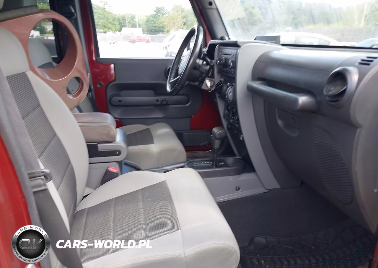 2008 Jeep Wrangler Unlimited X VIN:1J4GA39198L504057 - 5