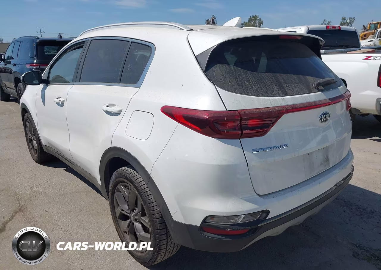 2020 Kia Sportage S VIN:KNDP63AC1L7765088 - 3