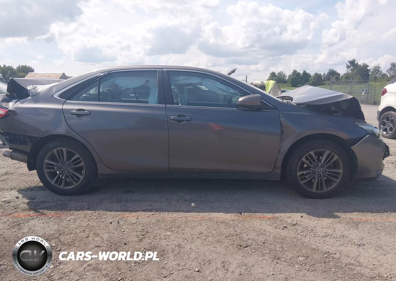 2015 Toyota Camry Se VIN:4T1BF1FK0FU006299 - 13