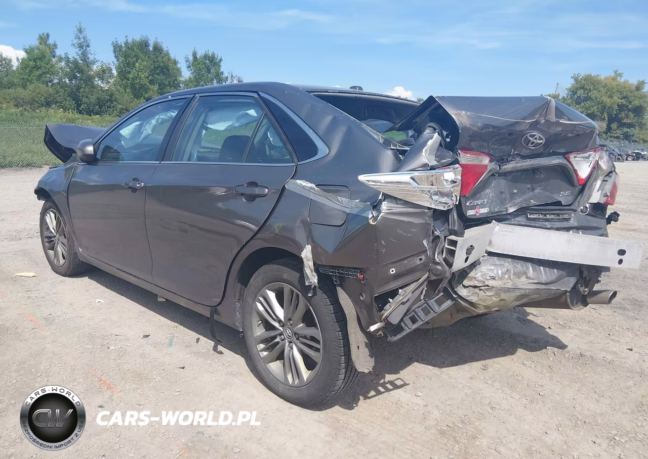 2015 Toyota Camry Se VIN:4T1BF1FK0FU006299 - 3