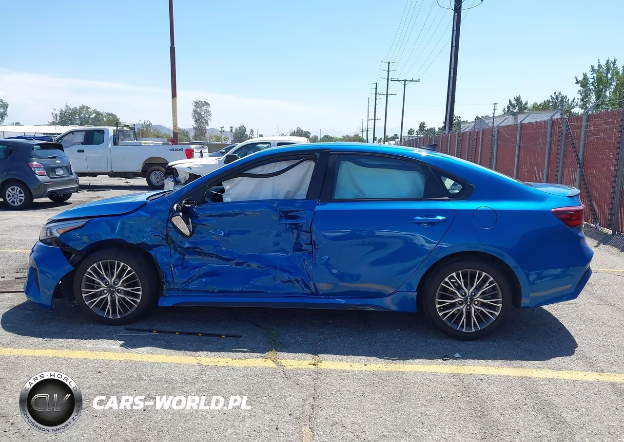 2023 Kia Forte Gt-Line VIN:3KPF54AD6PE526977 - 14