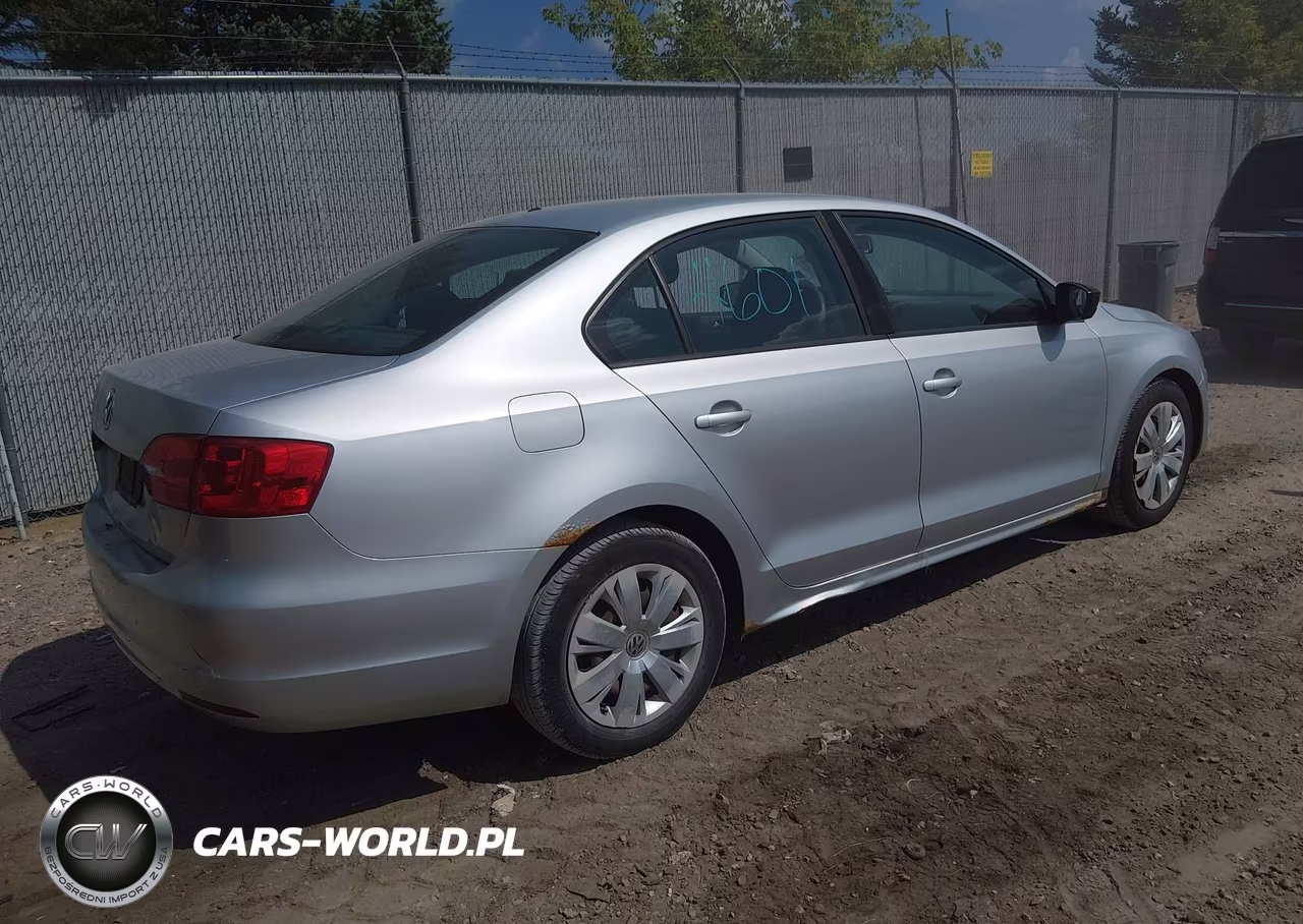 2011 Volkswagen Jetta 2.0L S VIN:3VW1K7AJ9BM372593 - 4
