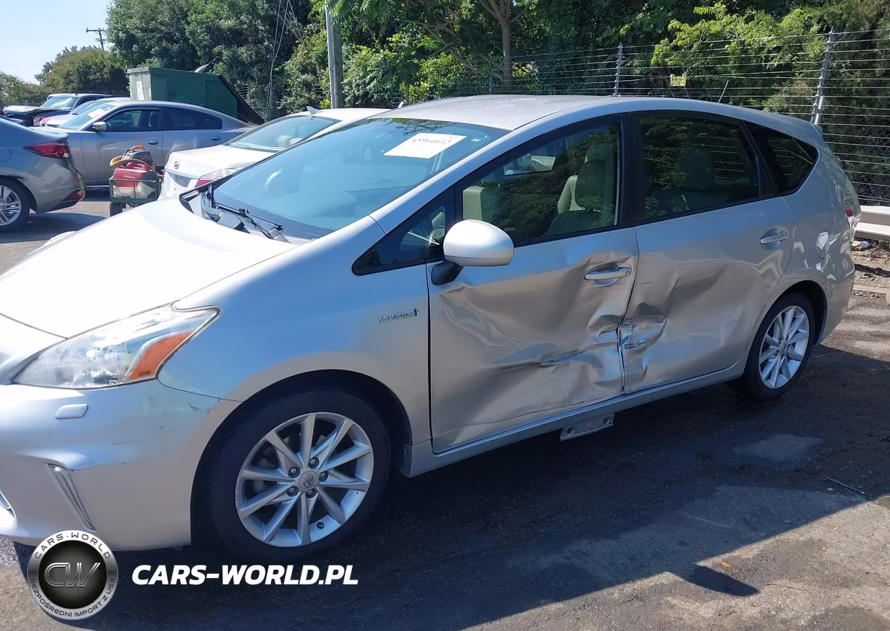2012 Toyota Prius V Five VIN:JTDZN3EU6C3137646 - 6