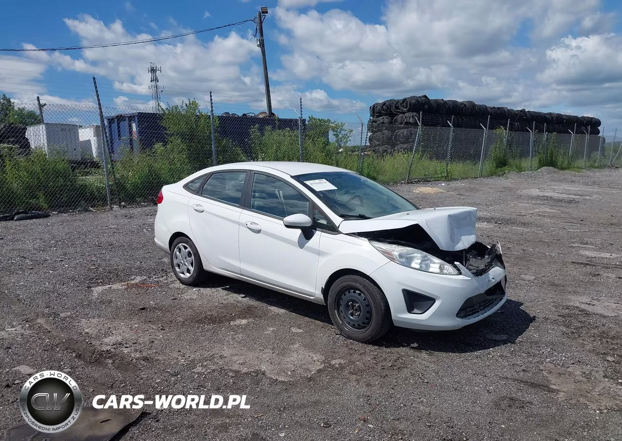 2013 Ford Fiesta S – zdjęcie 1 z 16