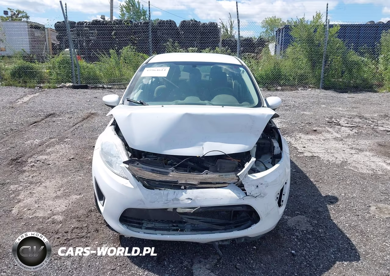2013 Ford Fiesta S VIN:3FADP4AJ7DM113657 - 12