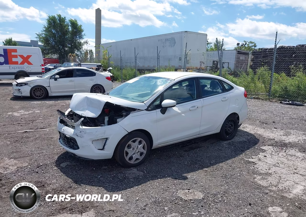 2013 Ford Fiesta S VIN:3FADP4AJ7DM113657 - 2