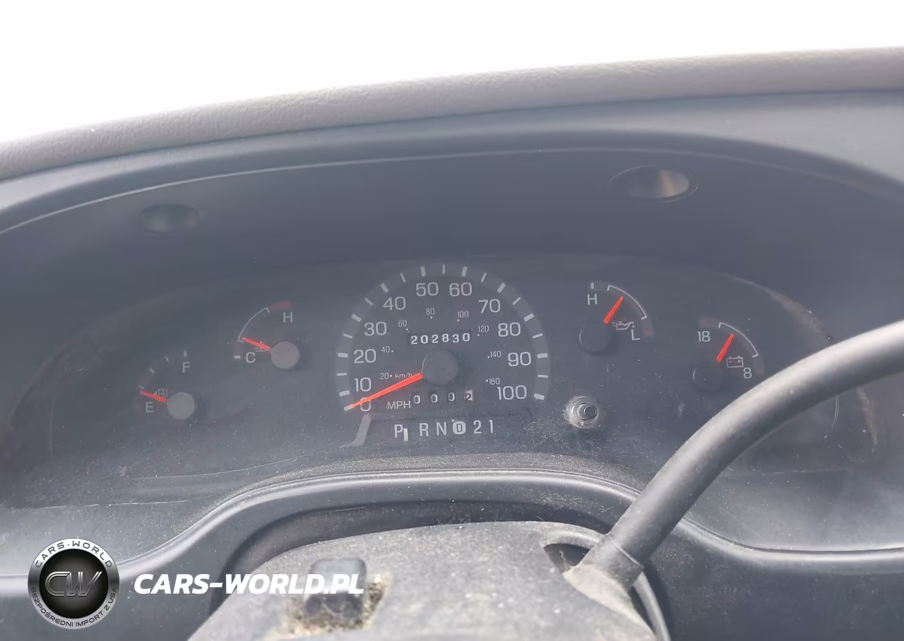 2002 Ford E-150 Commercial-Recreational VIN:1FTRE14202HA47642 - 7