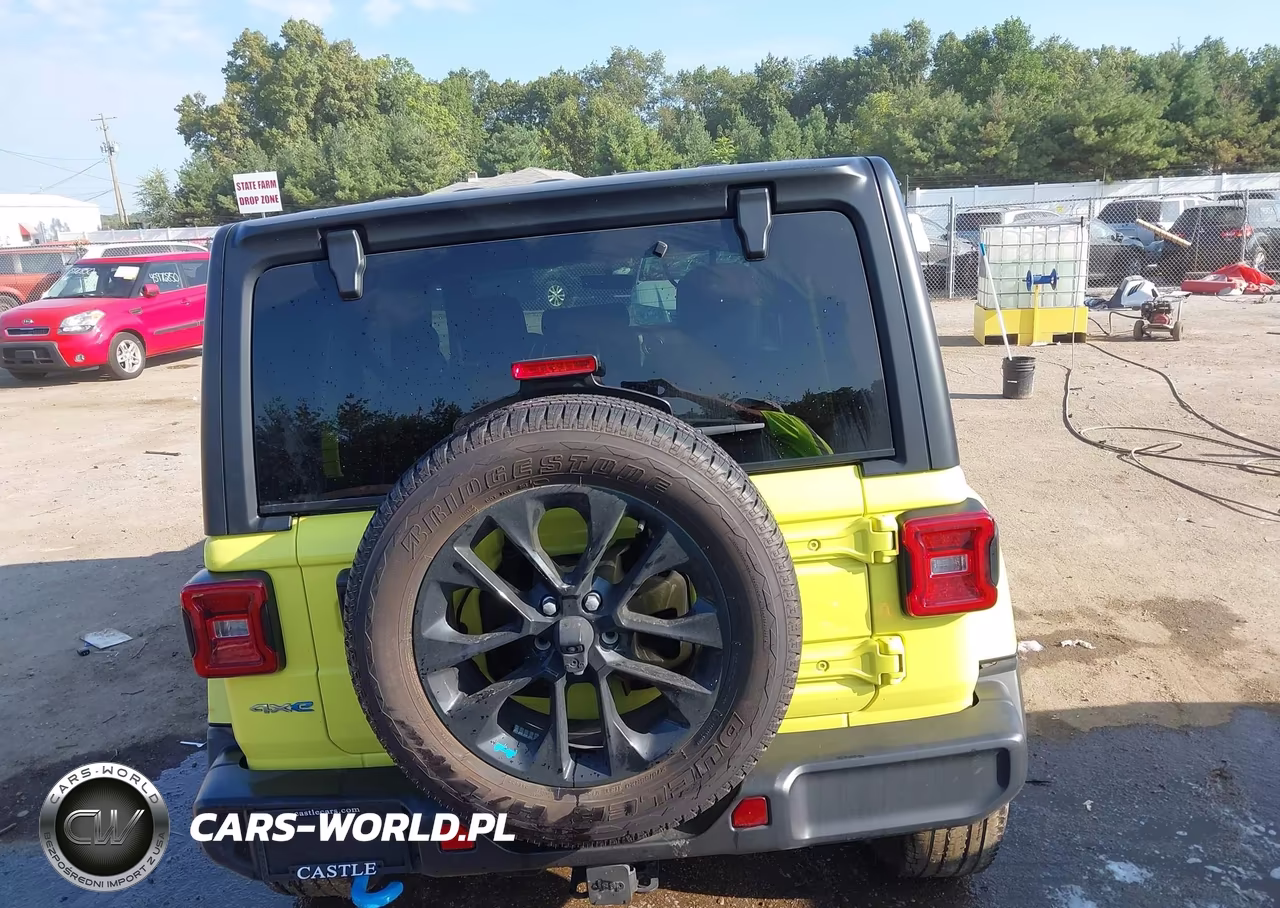 2023 Jeep Wrangler 4Xe Sahara 4X4 VIN:1C4JJXP63PW599245 - 16