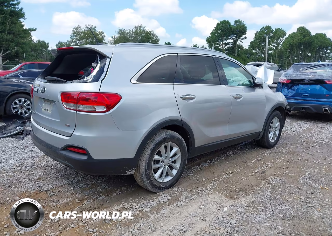 2016 Kia Sorento 2.4L Lx VIN:5XYPG4A3XGG092362 - 4