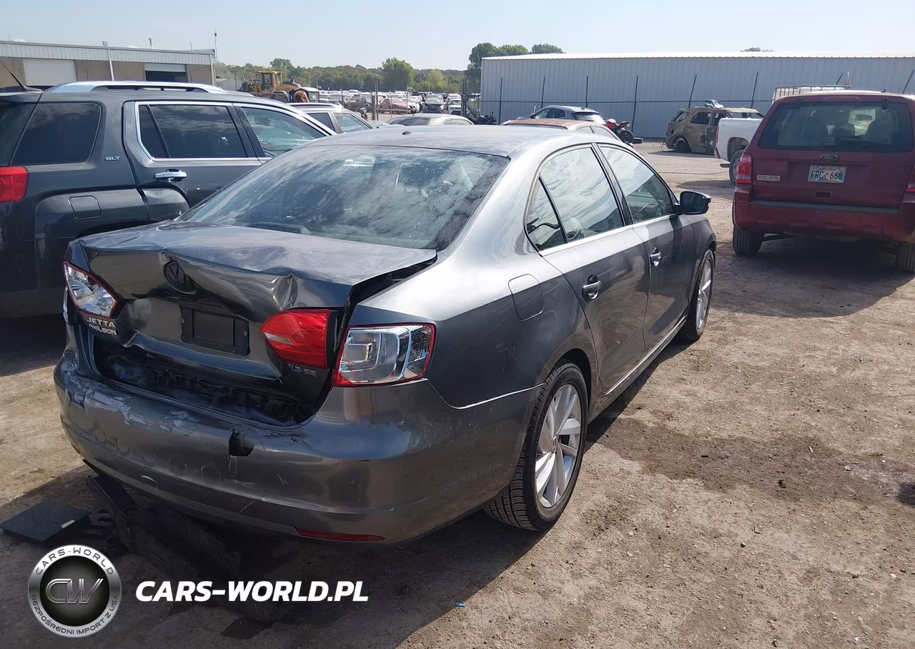 2013 Volkswagen Jetta 2.5L Se VIN:3VWDX7AJ0DM426140 - 4