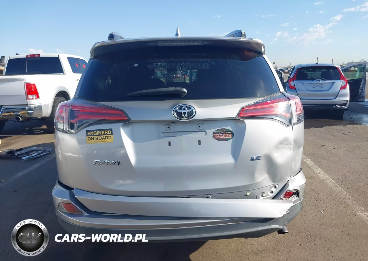 2018 Toyota Rav4 Le VIN:2T3ZFREV7JW407616 - 17