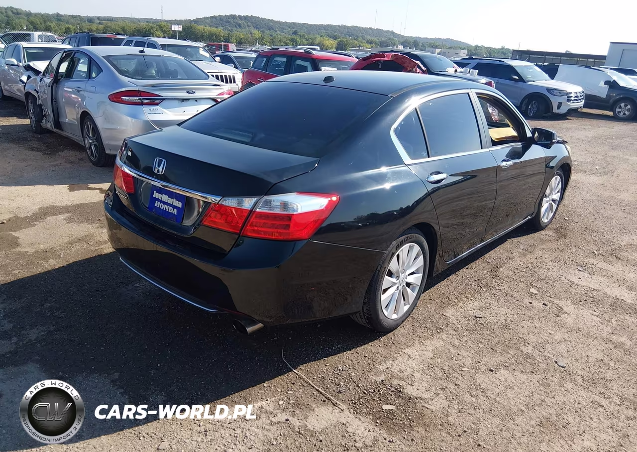 2013 Honda Accord Ex-L VIN:1HGCR2F85DA223180 - 4