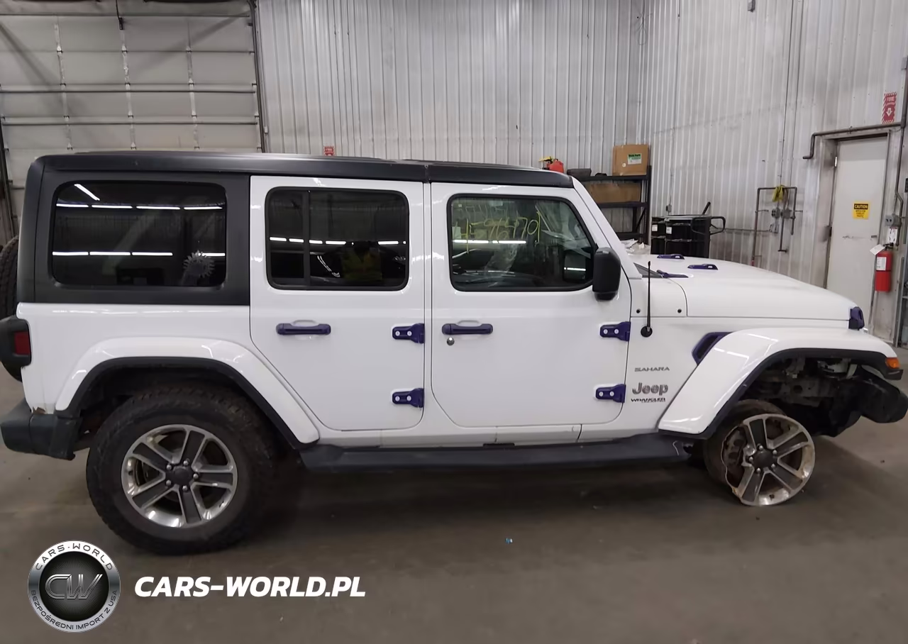 2018 Jeep Wrangler Unlimited Sahara 4X4 VIN:1C4HJXEG6JW135707 - 14