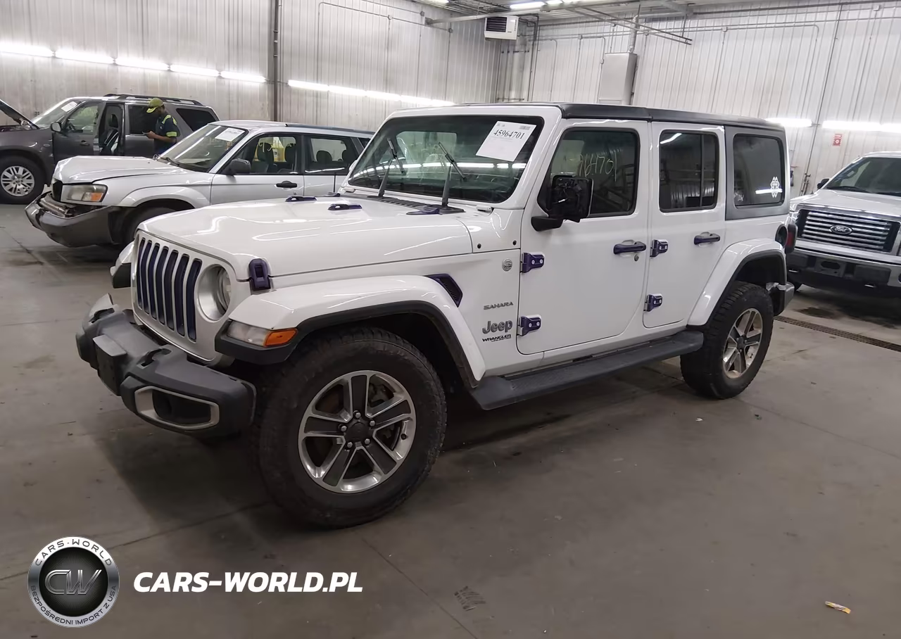 2018 Jeep Wrangler Unlimited Sahara 4X4 VIN:1C4HJXEG6JW135707 - 2