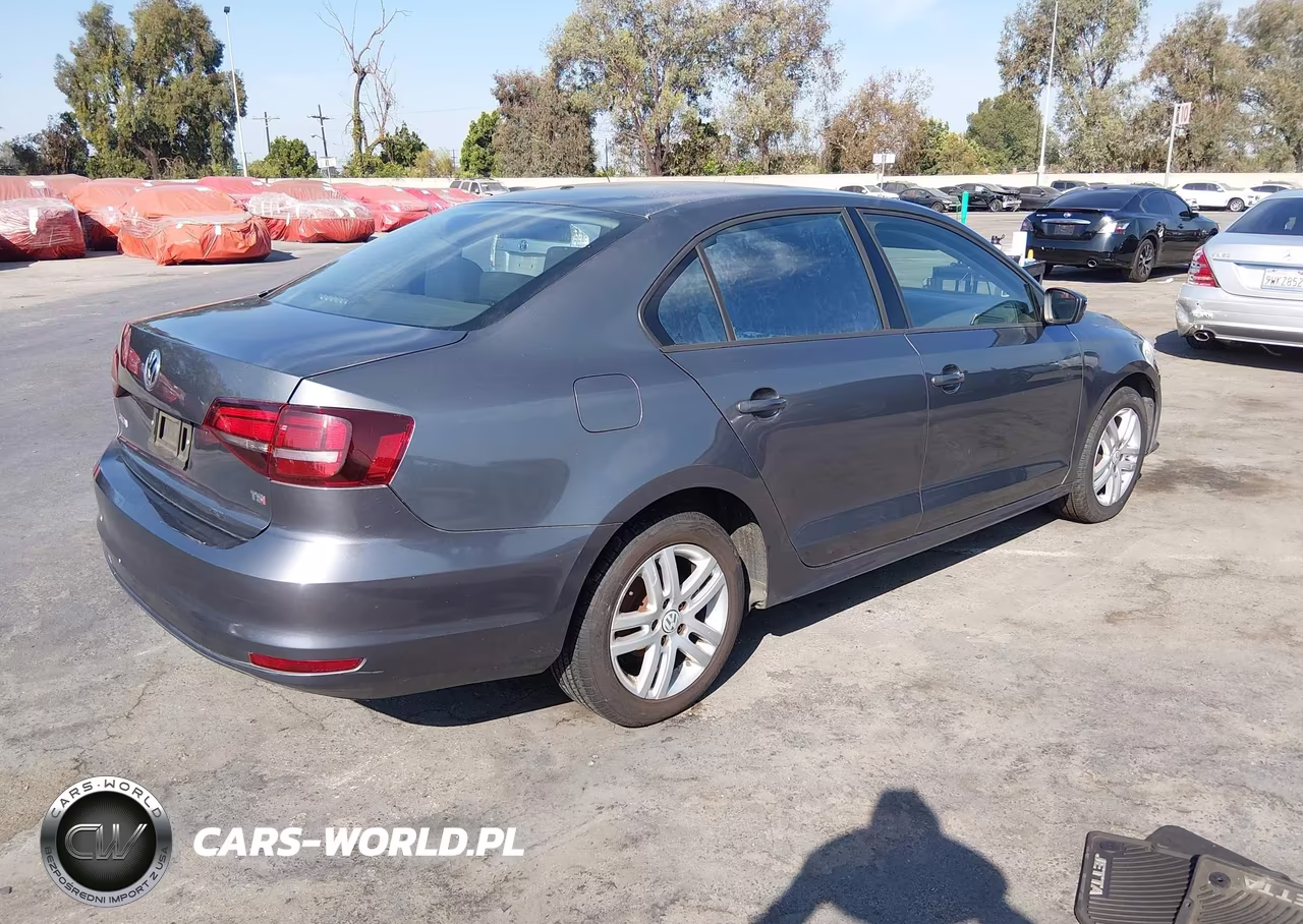 2018 Volkswagen Jetta 1.4T S VIN:3VW2B7AJ3JM243770 - 4