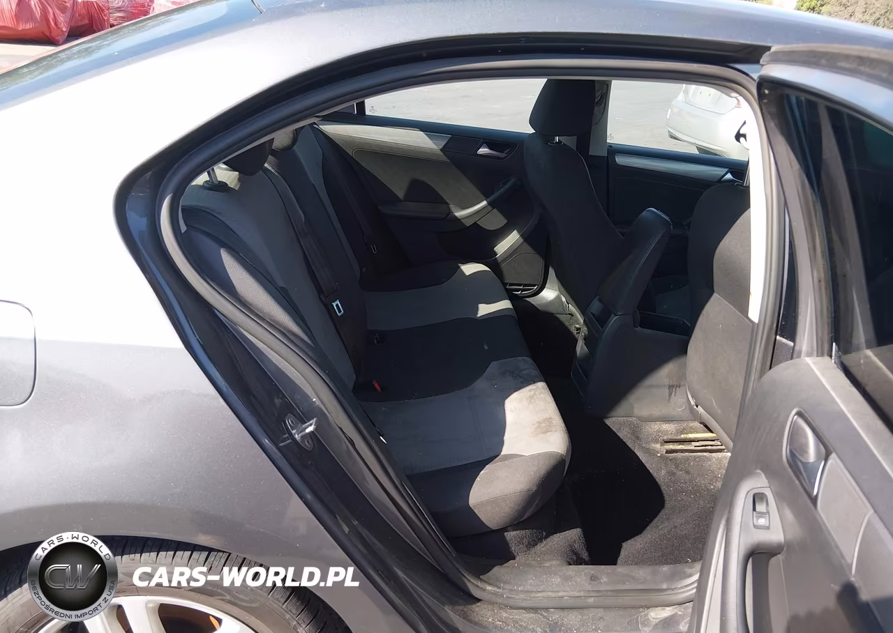 2018 Volkswagen Jetta 1.4T S VIN:3VW2B7AJ3JM243770 - 8