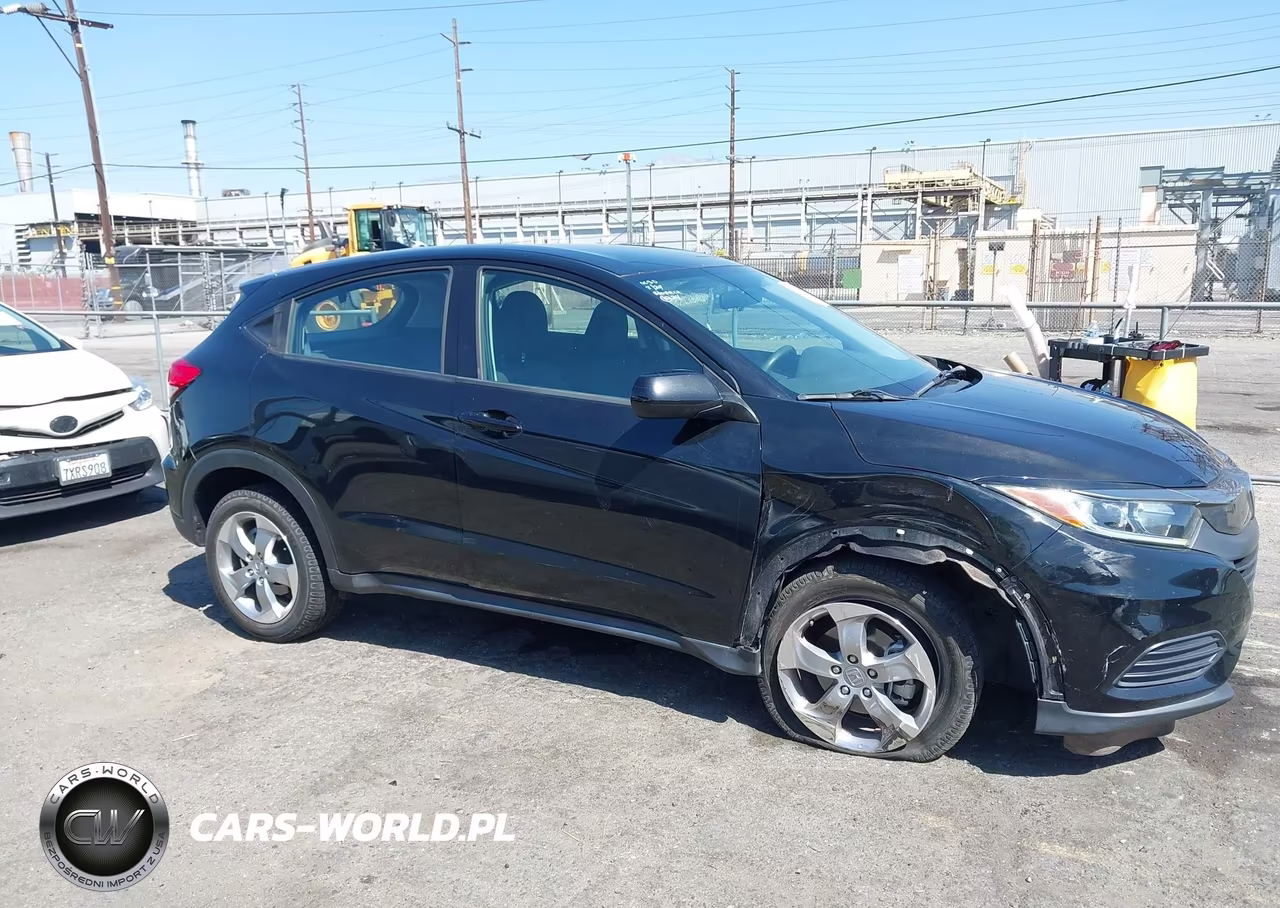 2019 Honda Hr-V Lx VIN:3CZRU6H38KG714562 - 13