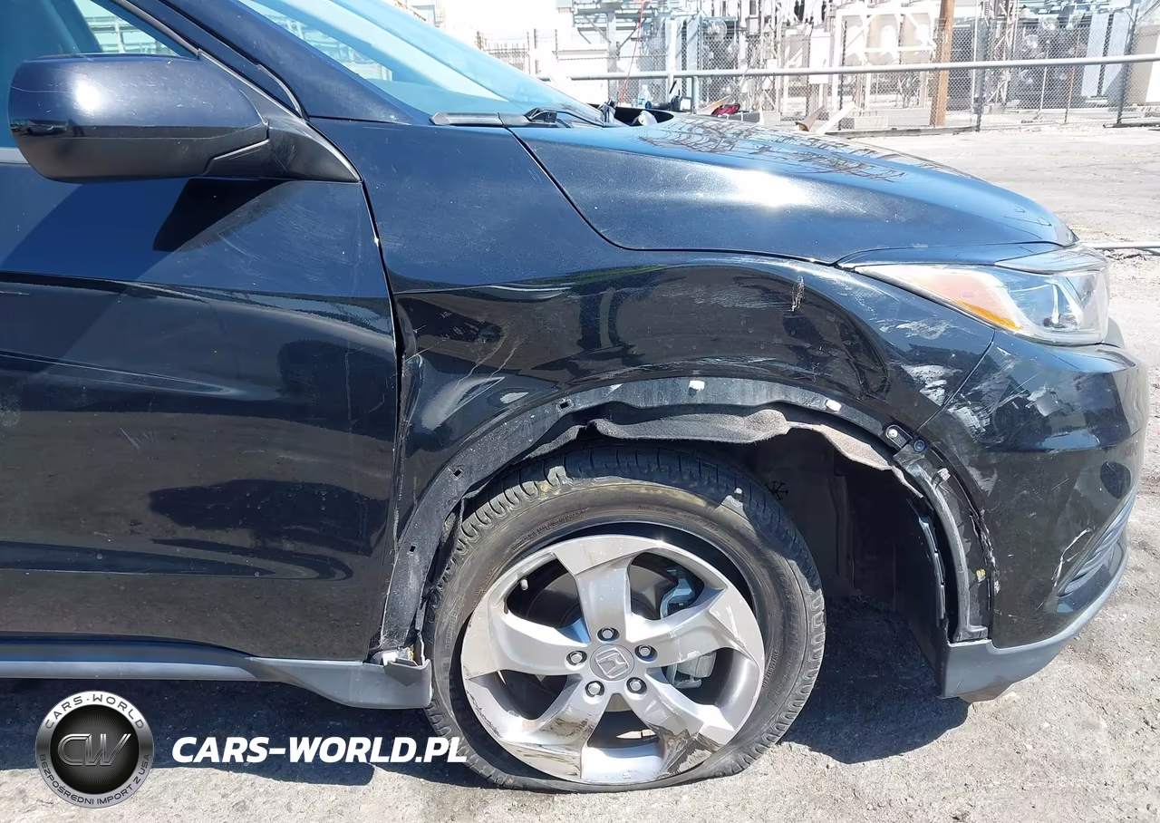 2019 Honda Hr-V Lx VIN:3CZRU6H38KG714562 - 6