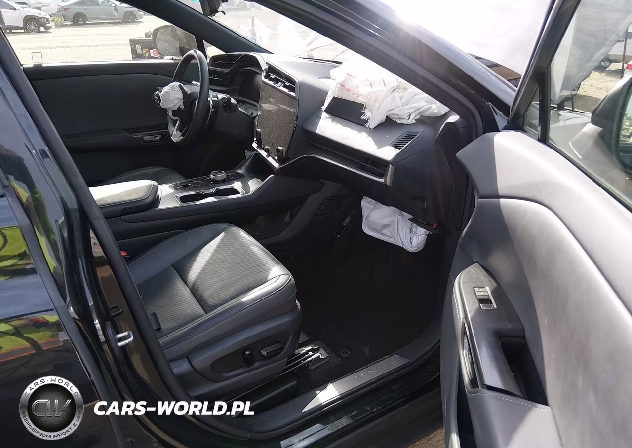 2024 Lexus Rz 300E Premium VIN:JTJABABB4RA002647 - 5