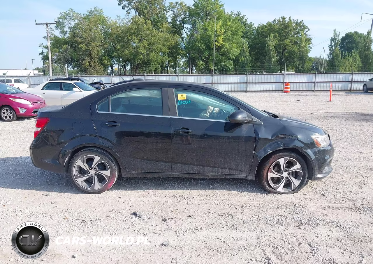 2017 Chevrolet Sonic Premier Auto VIN:1G1JF5SB5H4130139 - 13