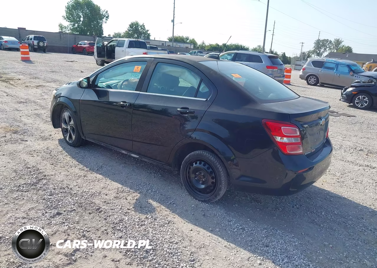 2017 Chevrolet Sonic Premier Auto VIN:1G1JF5SB5H4130139 - 3