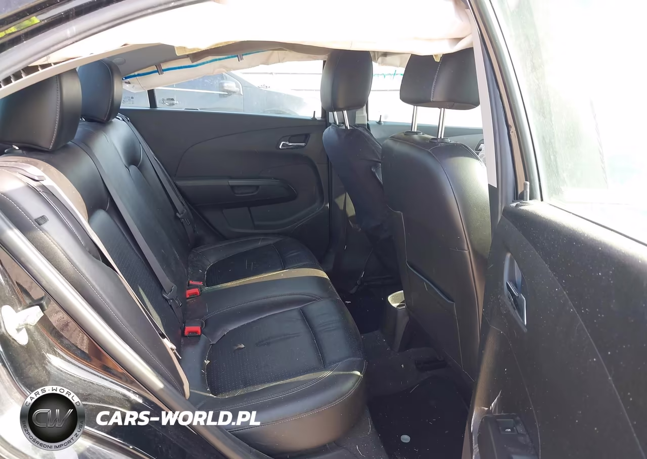 2017 Chevrolet Sonic Premier Auto VIN:1G1JF5SB5H4130139 - 8