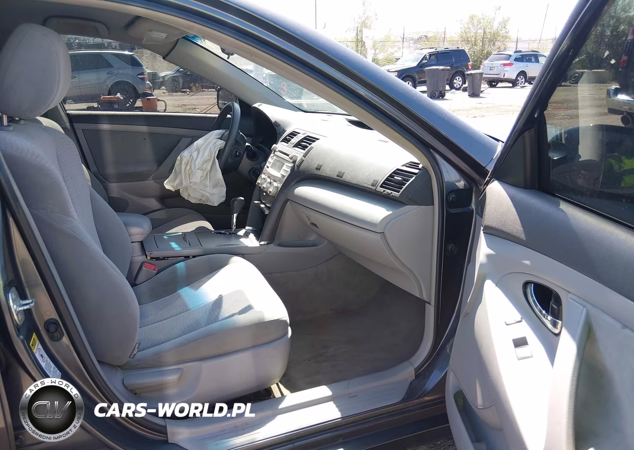 2010 Toyota Camry Le VIN:4T1BF3EK8AU013359 - 5