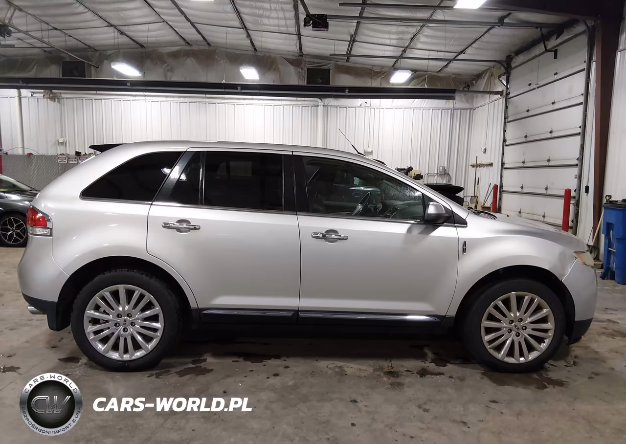 2011 Lincoln Mkx VIN:2LMDJ8JK1BBJ27516 - 13