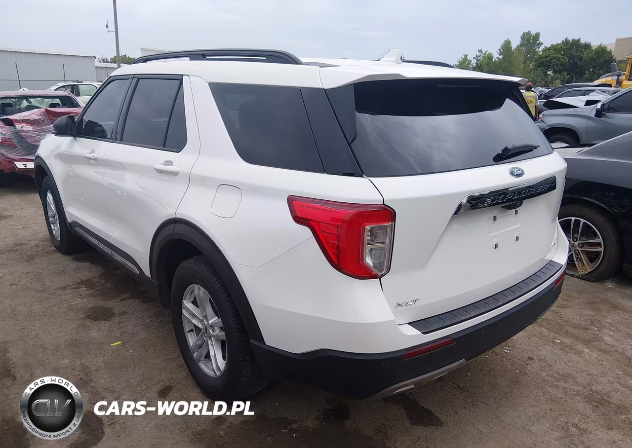 2022 Ford Explorer Xlt VIN:1FMSK8DH6NGA37940 - 3