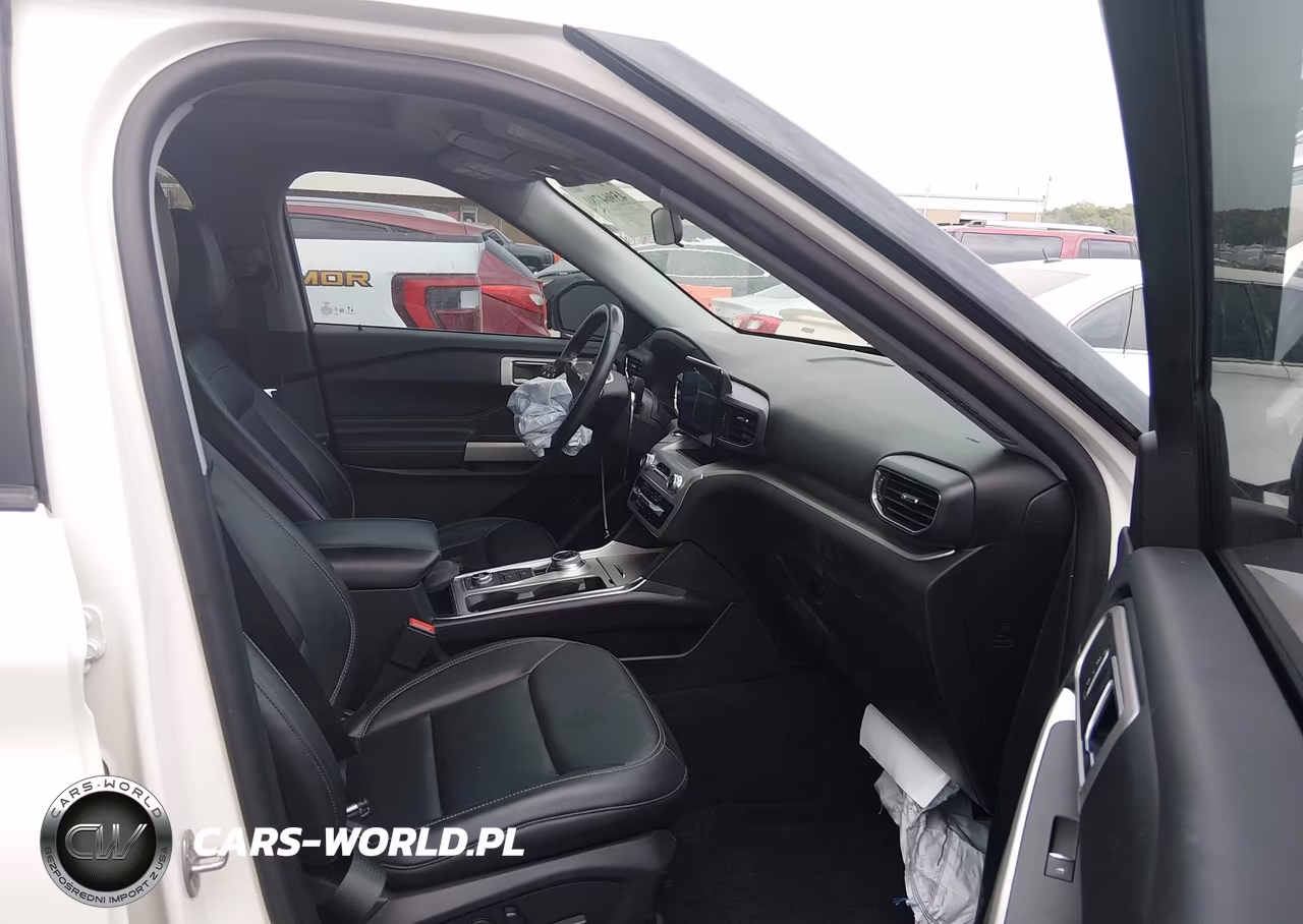 2022 Ford Explorer Xlt VIN:1FMSK8DH6NGA37940 - 5