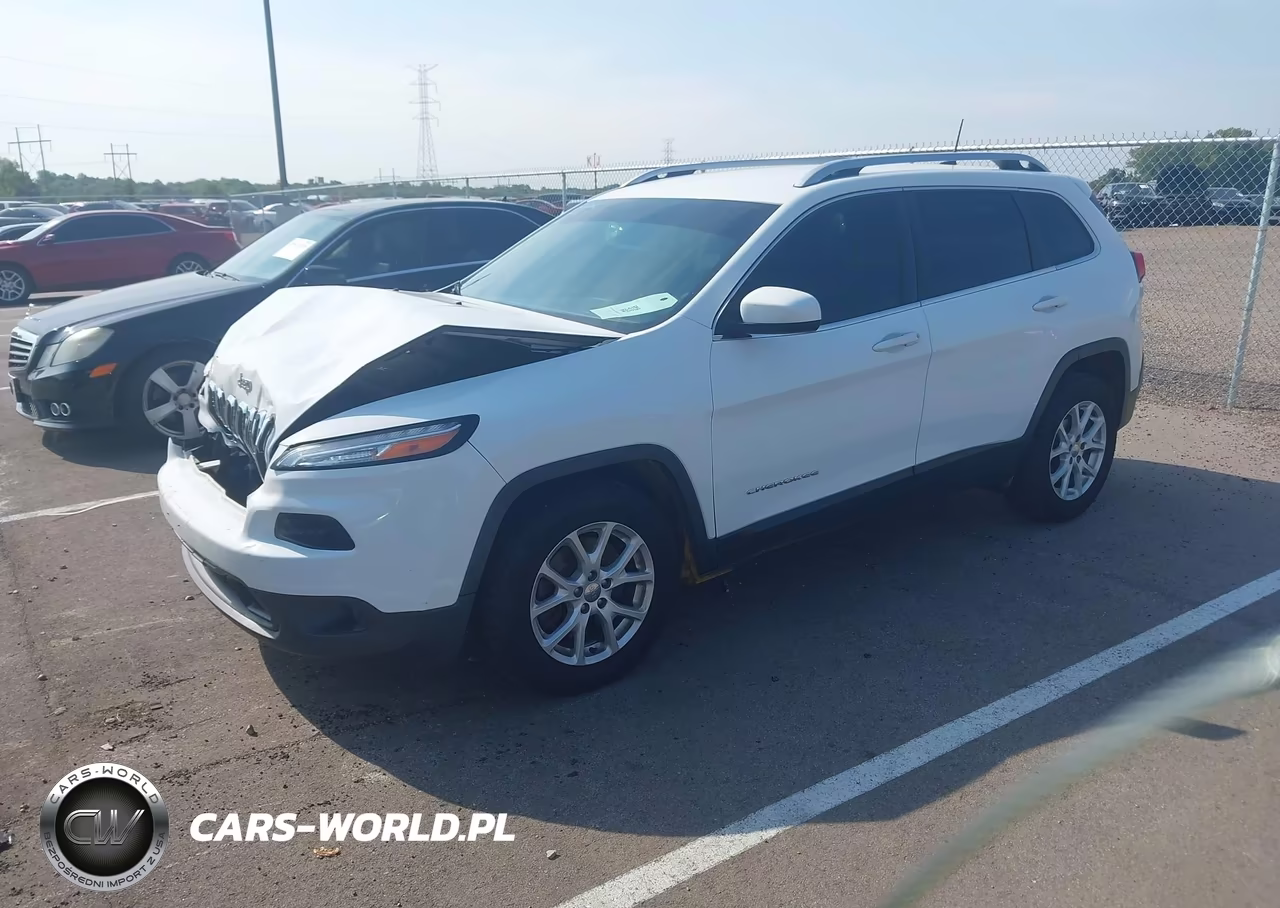 2017 Jeep Cherokee Latitude Fwd VIN:1C4PJLCB6HW533425 - 2