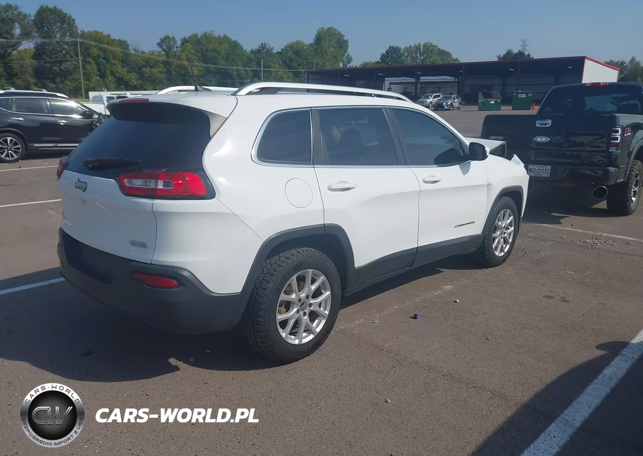 2017 Jeep Cherokee Latitude Fwd VIN:1C4PJLCB6HW533425 - 4