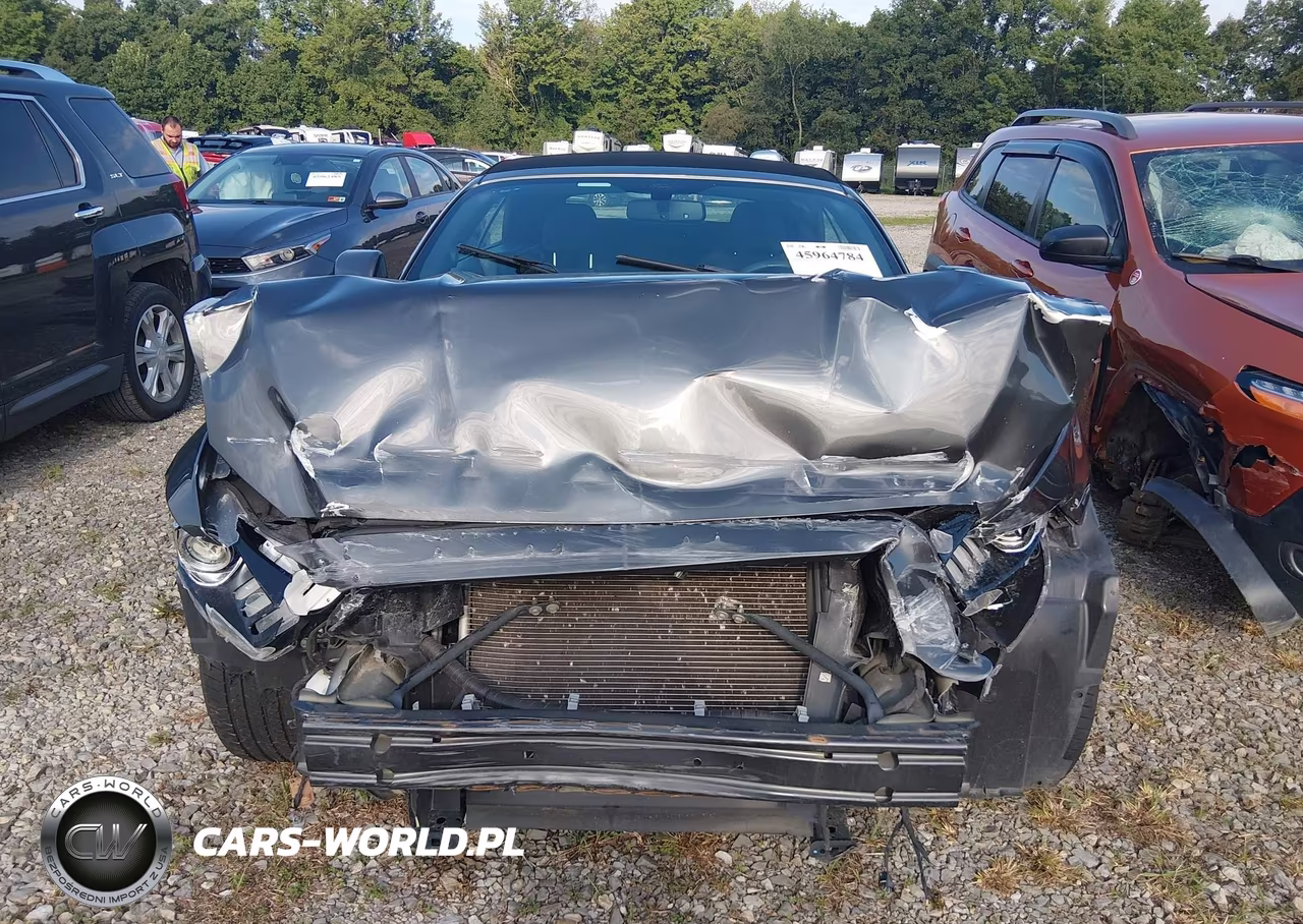 2016 Ford Mustang V6 VIN:1FATP8EM9G5299770 - 13