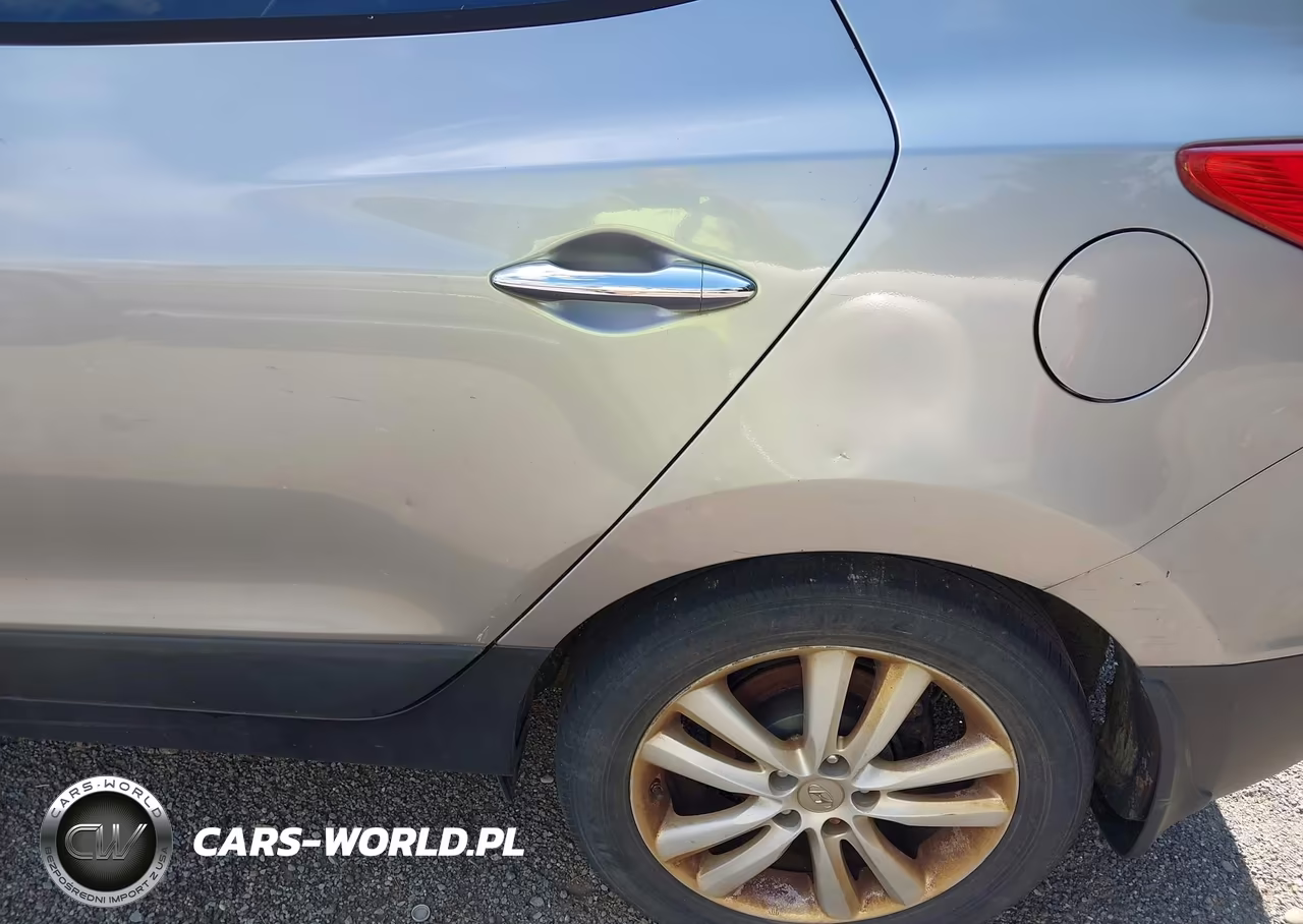 2011 Hyundai Tucson Limited VIN:KM8JUCAC5BU170705 - 14