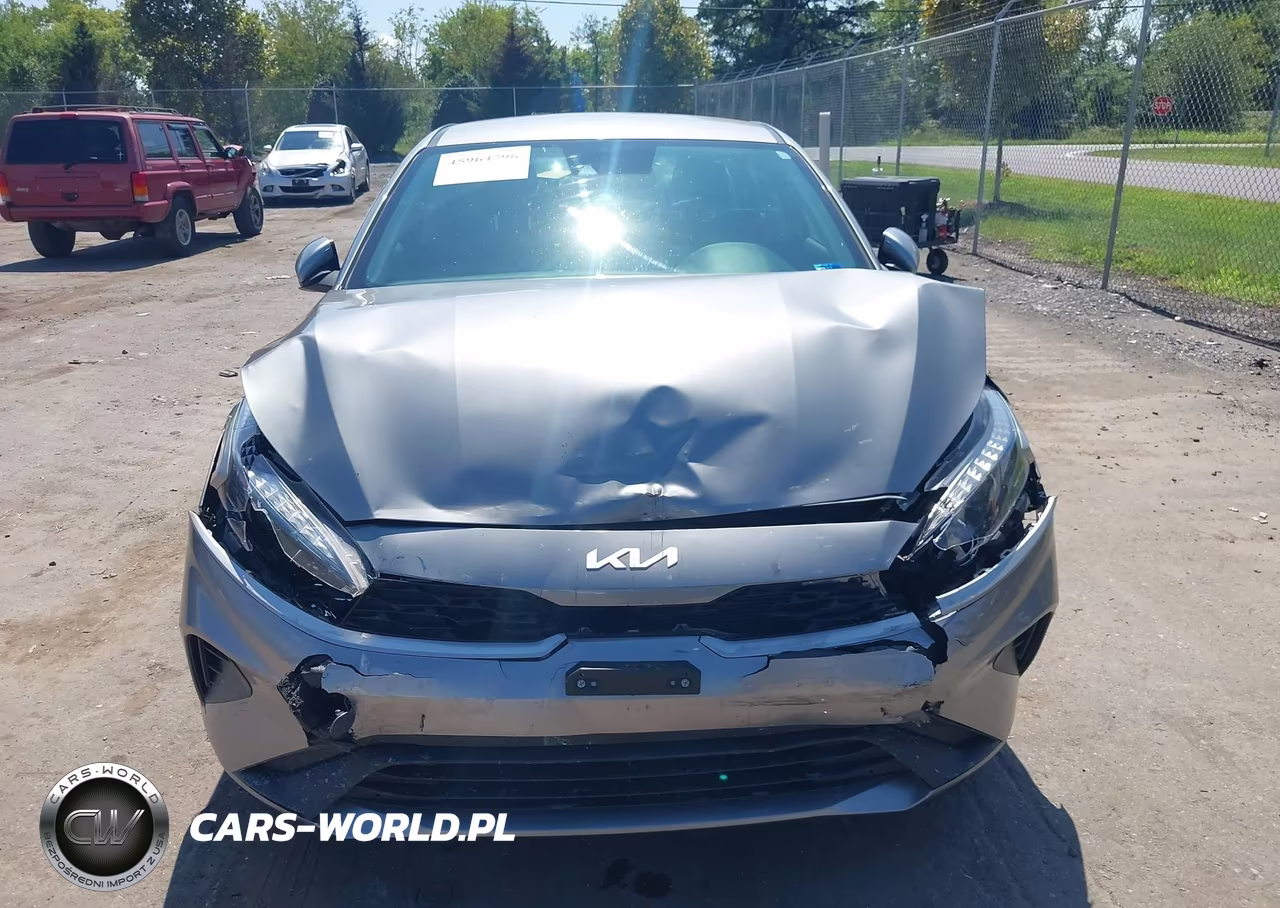 2023 Kia Forte Lxs VIN:3KPF24AD4PE540465 - 12