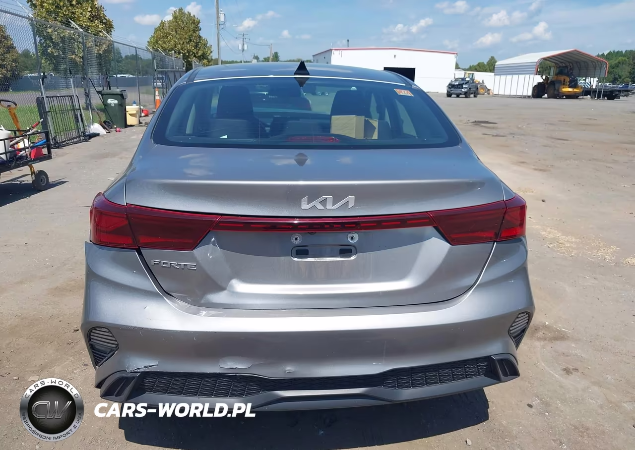 2023 Kia Forte Lxs VIN:3KPF24AD4PE540465 - 16