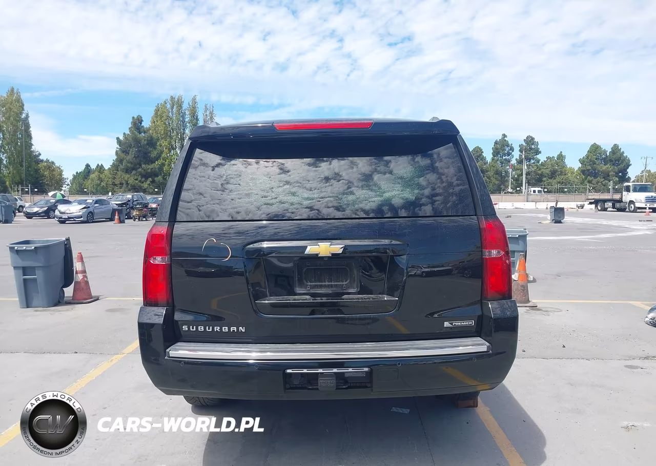 2018 Chevrolet Suburban Premier VIN:1GNSKJKC3JR262552 - 16