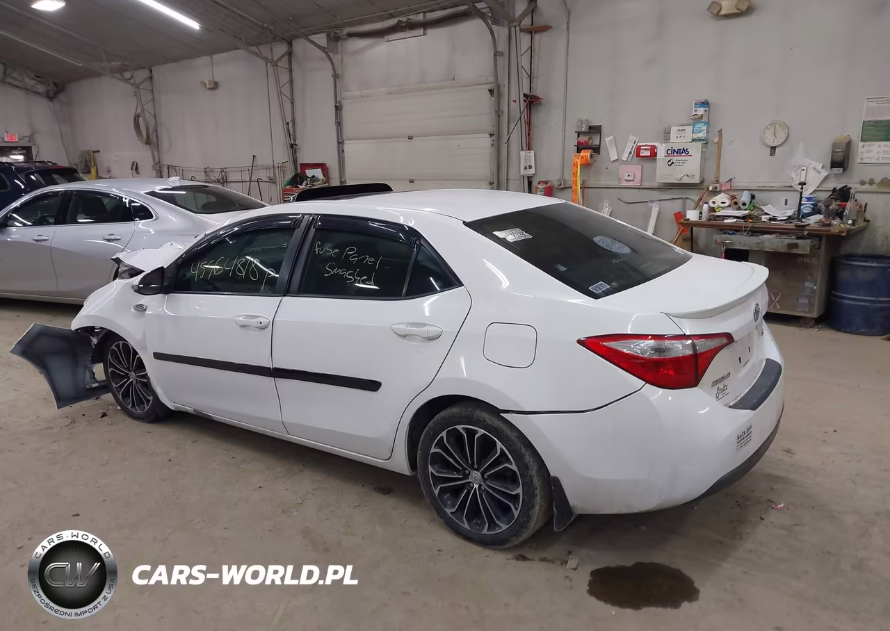 2014 Toyota Corolla S Plus VIN:2T1BURHE5EC063965 - 3